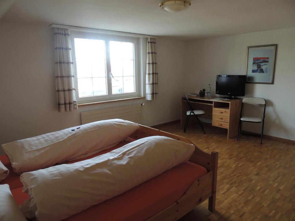 Gasthof Krone Wolfhalden Rom bilde